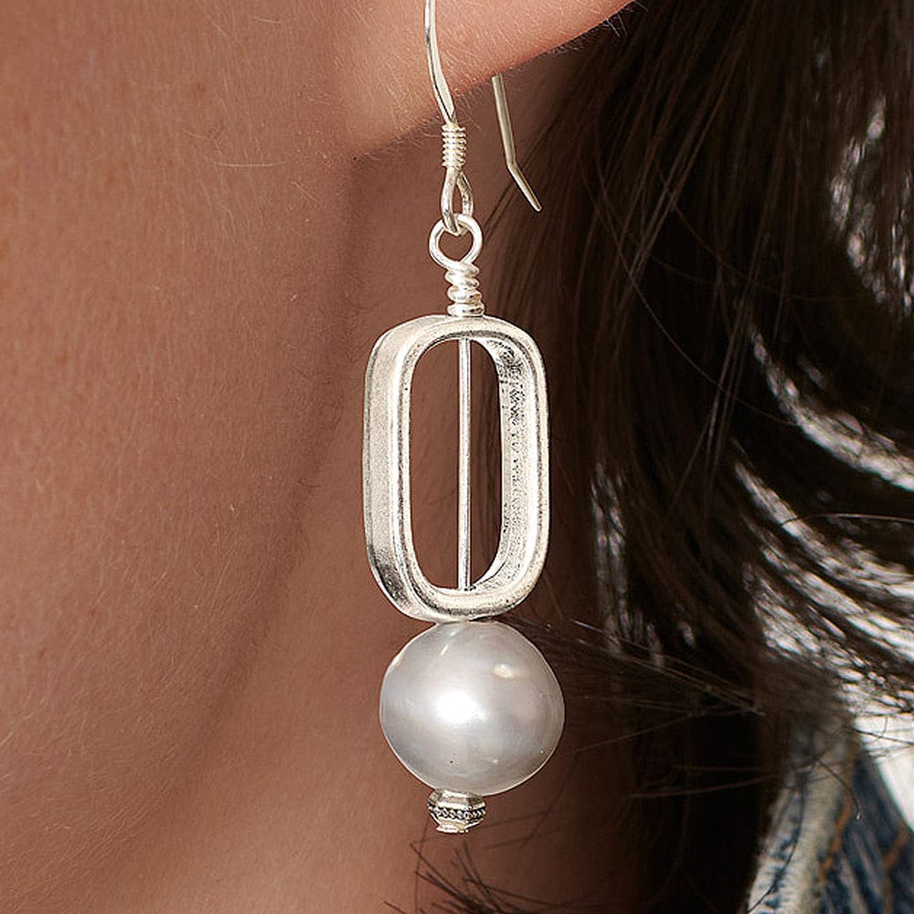 Juxtapose Silver & Pearl Earring