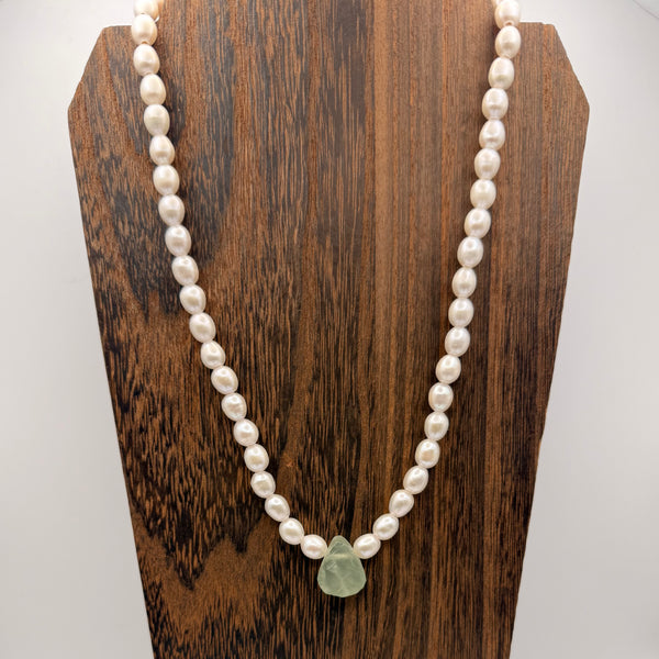 Maris Pearl Necklace – Freshwater Pearls & Libyan Desert Glass