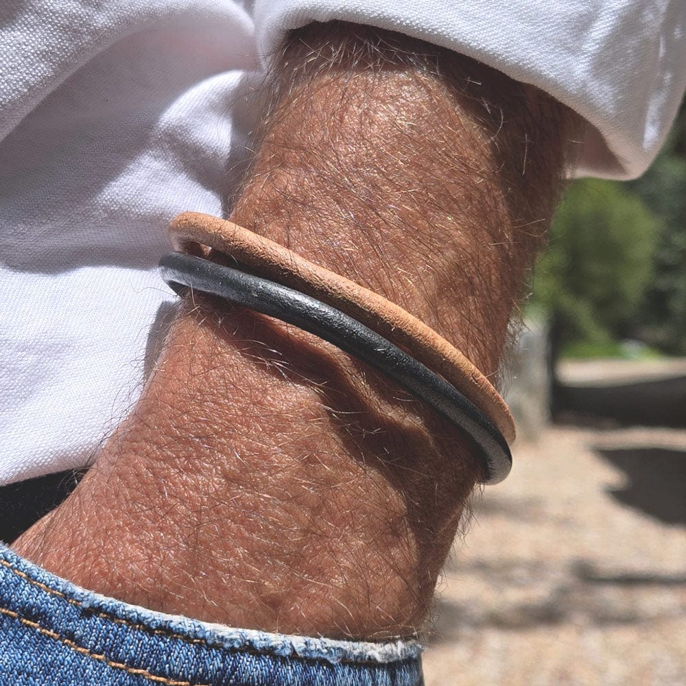 Devon men&#39;s bracelets in black and tan leather