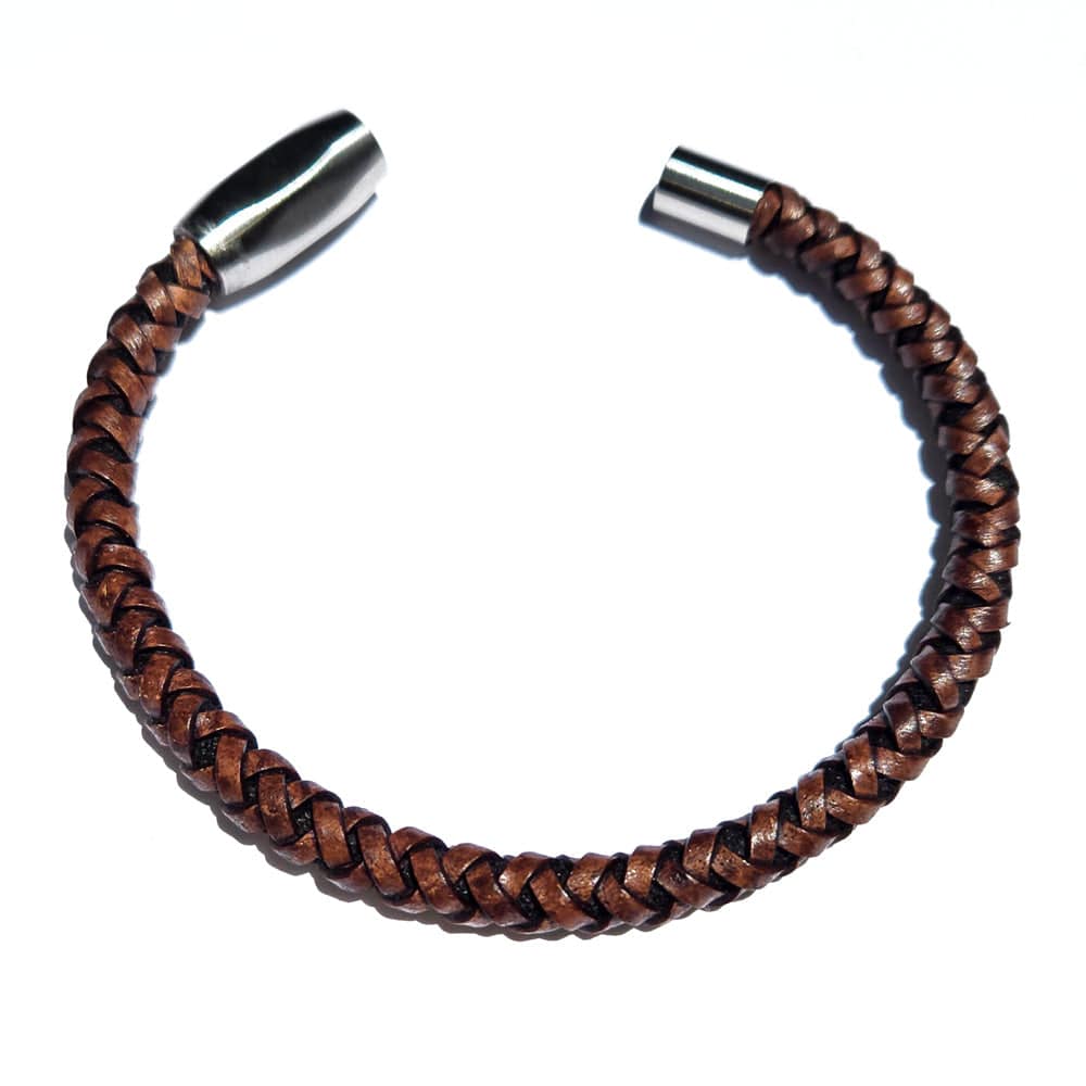 Max brown braided leather men&#39;s bracelet with magnetic clasp