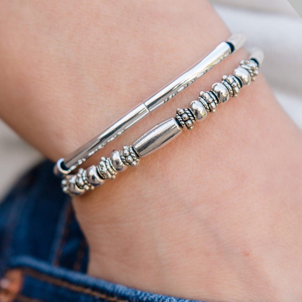 Bijou Silver Adjustable Bracelet - Black Leather for Women | Lizzy