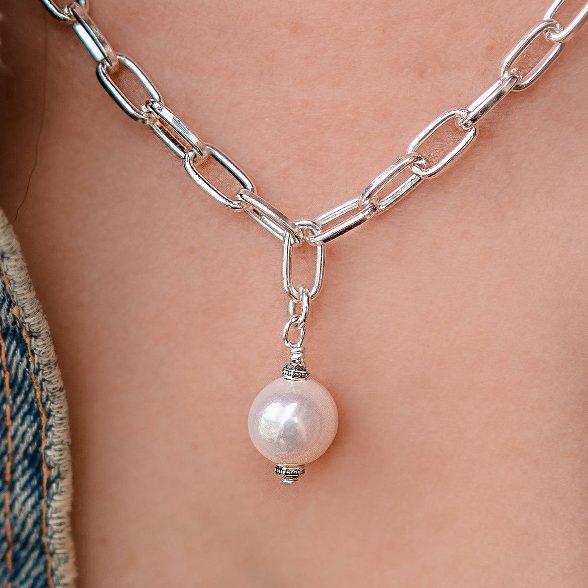 Creamy Pearl Silver Chain Necklace