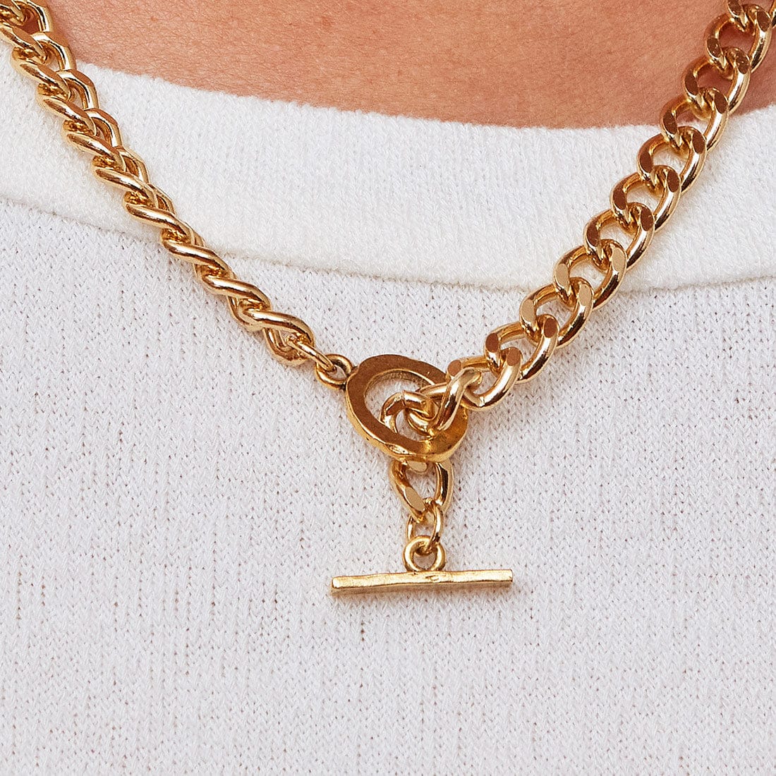 Glendora gold chain toggle necklace